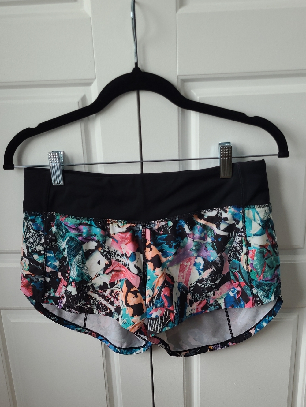Lululemon Run Speed Short 4-Way Stretch Brush Strokes Menthol - Size 4 - EUC
